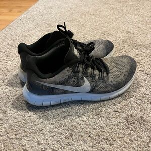 Nike Free Runs